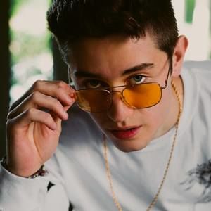 Meet your Posher, Benjamin